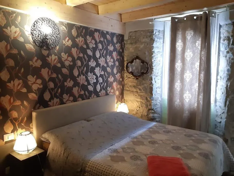 Gaudi - Overlooking Lake Como, Near Bellagio 勒泽诺 公寓