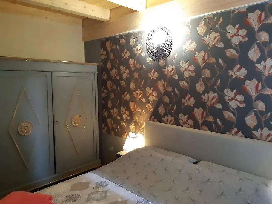Appartement Gaudi - Overlooking Lake Como, Near Bellagio Lezzeno