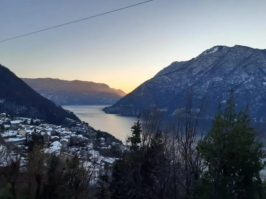 Gaudi - Overlooking Lake Como, Near Bellagio Lezzeno 0*,